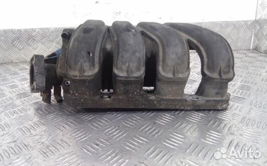 Впускной коллектор бензиновый toyota avensis T25