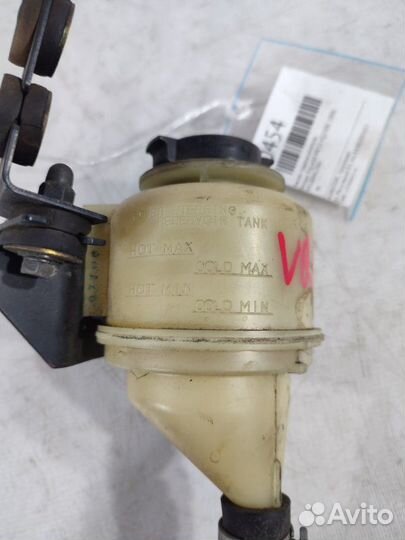 Бачок гидроусилителя Nissan Elgrand ME51 VQ25DE