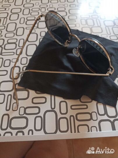 Солнцезащитные очки женские