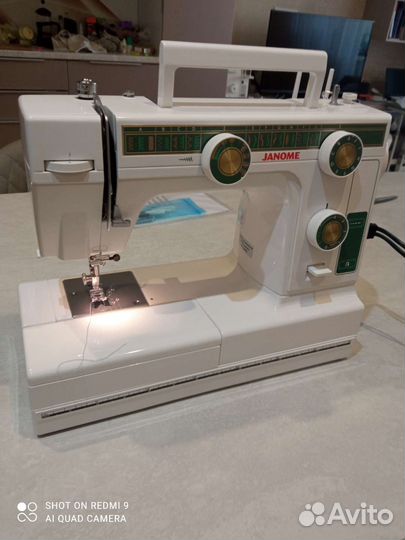 Швейная машина janome L 394