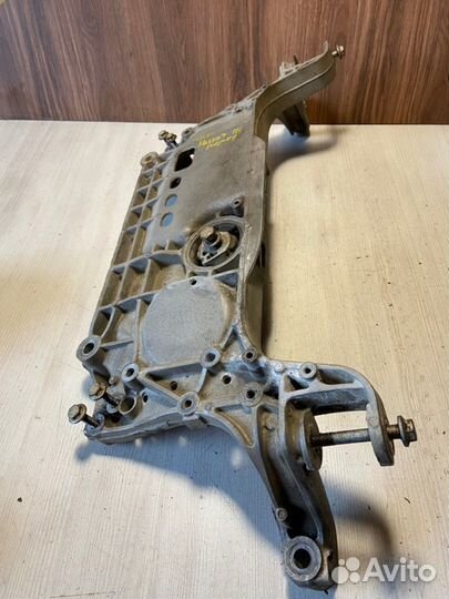 Подрамник Volkswagen Passat B6 BSE 1 2008