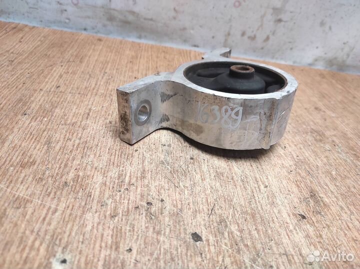 Опора двигателя передняя Nissan Almera N16 2000