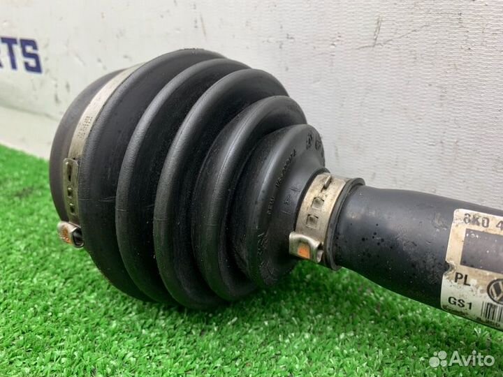 Привод передний Audi A5 8T cdnc 2010