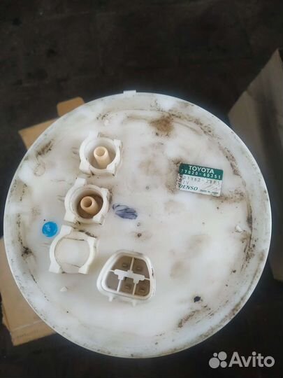 Топливный насос Lexus LX570