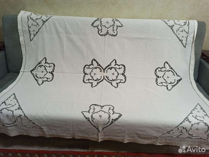 Скатерть старинная Вышивка Ришелье