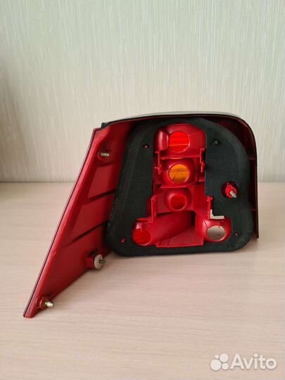 Задний фонарь volkswagen golf