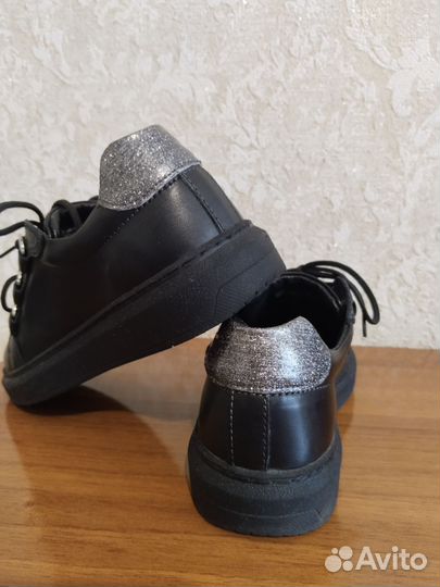 Полуботинки