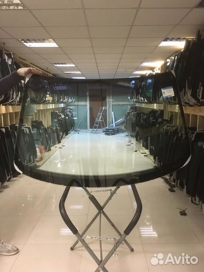 Лобовое стекло Фольксваген Гольф