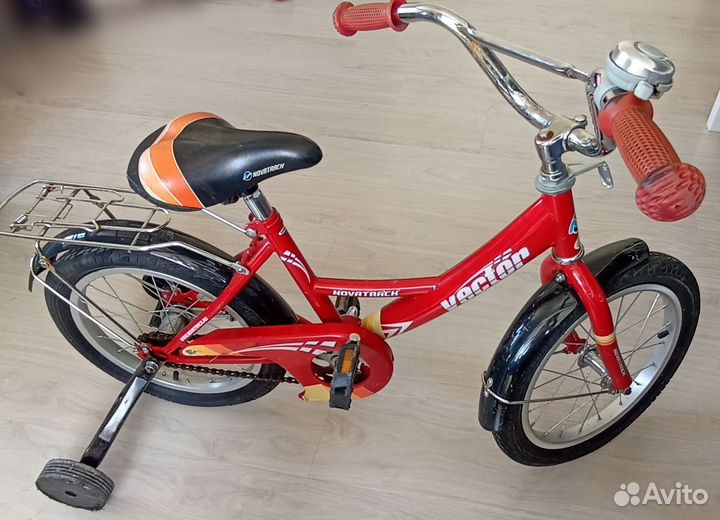Детский велосипед 16 Novotrack Vector