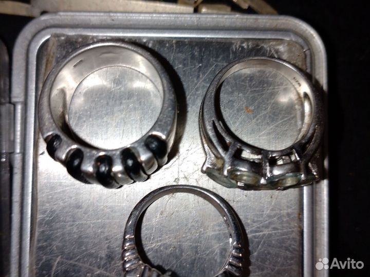 Три женских винтажных кольца, цена за одно