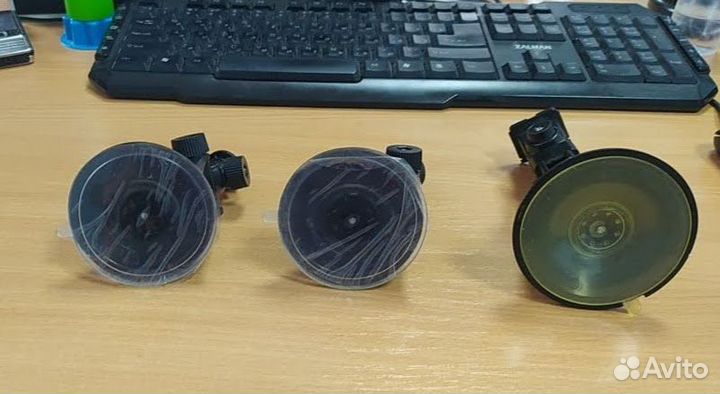 Универсальный держатель на стекло