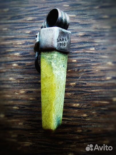 Кулон из камня Мачу Пикчу и серебра Перу