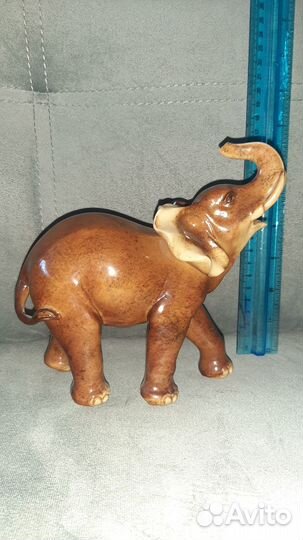 Керамика слон