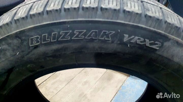 Bridgestone Blizzak VRX2 195/65 R15