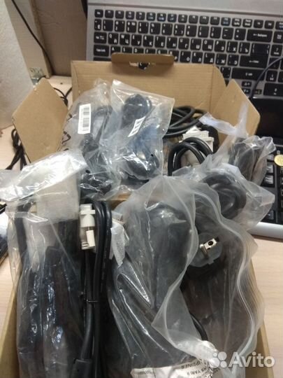 Кабеля питания и соединения