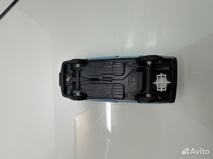 Модель автомобиля Москвич 2141 СССР