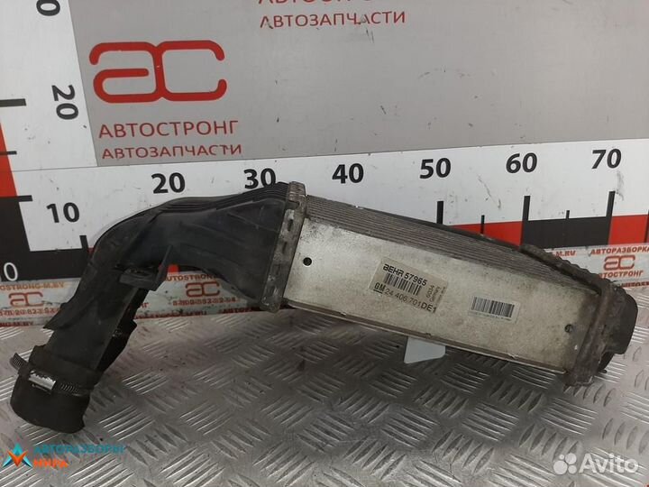 Интеркулер Opel Astra H 2004 95512979