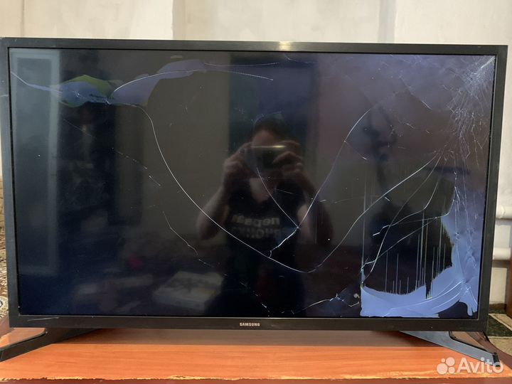 На запчасти телевизор samsung ue32n4000au