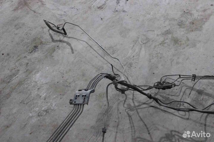 Трубки тормозные Mitsubishi Galant (Митсубиси Гала