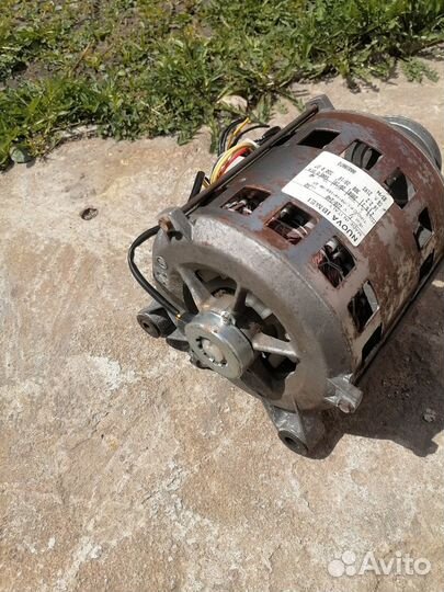 Двигататель стиральной машины