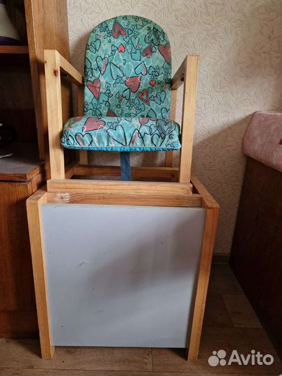 Детский стул со столиком