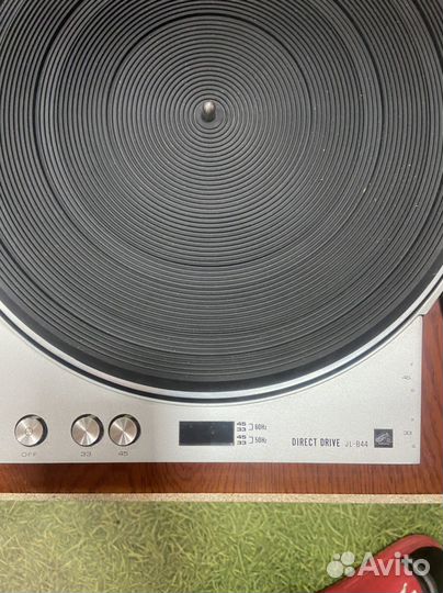 Виниловый проигрыватель фонокорректор