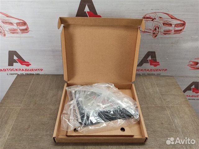 Стекло кузова боковое правое Nissan Qashqai