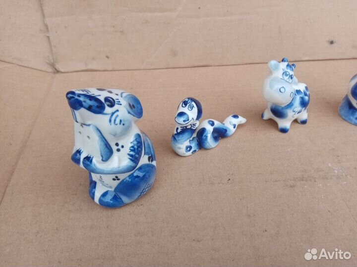 Фигурки гжель