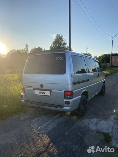 Volkswagen Multivan 2.5 МТ, 2003, 740 000 км