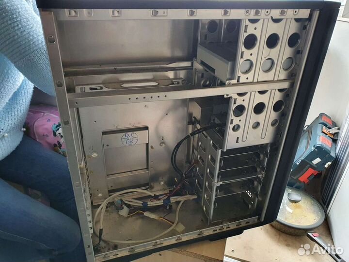 Компьютерный корпус Thermaltake Shark VA7430BWA