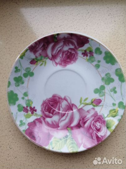 Тарелки разные