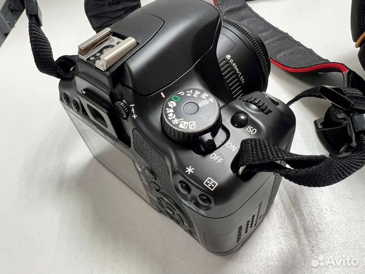 Зеркальный фотоаппарат Canon EOS 450D