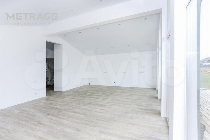 Коттедж 162 м² на участке 8 сот.