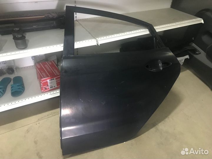 Дверь задняя левая KIA RIO с 2011-17