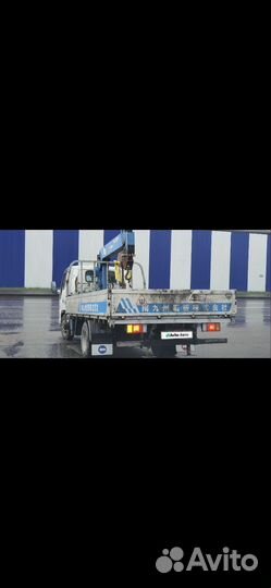 Isuzu Elf с КМУ, 2003