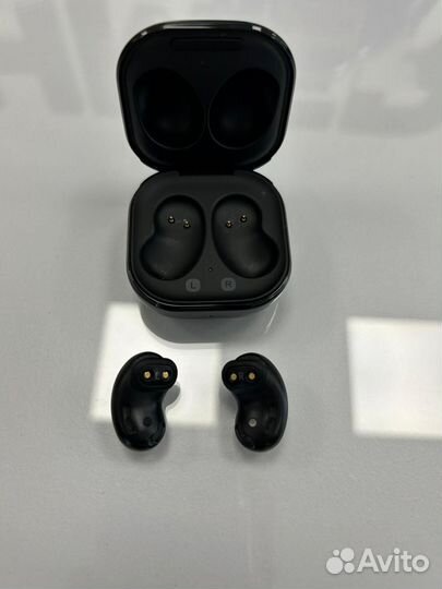 Наушники Galaxy Buds Live SM-R180