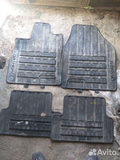 Резиновый коврик nissan qashqai