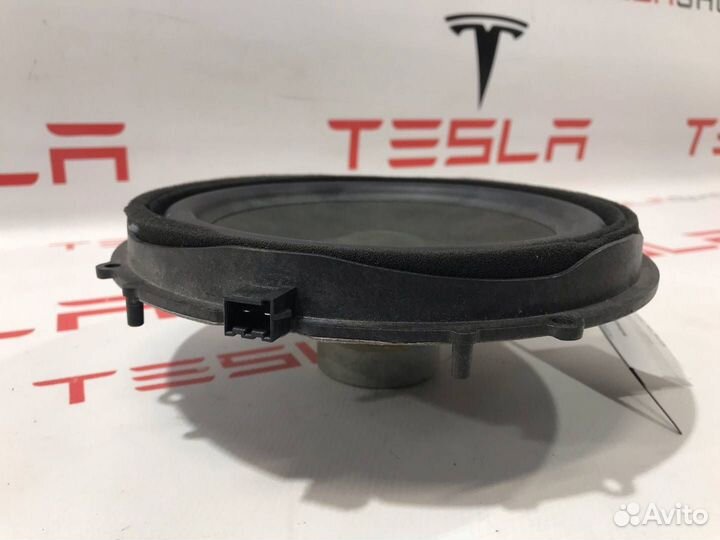 Динамик двери передний Tesla Model S 2015