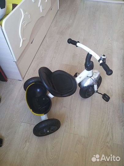 Детский трехколесный велосипед