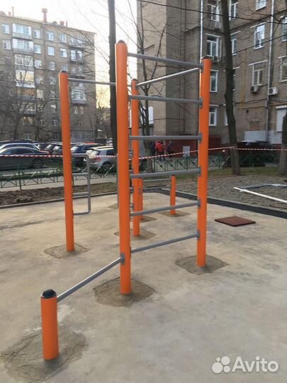 Тренажер, Стена