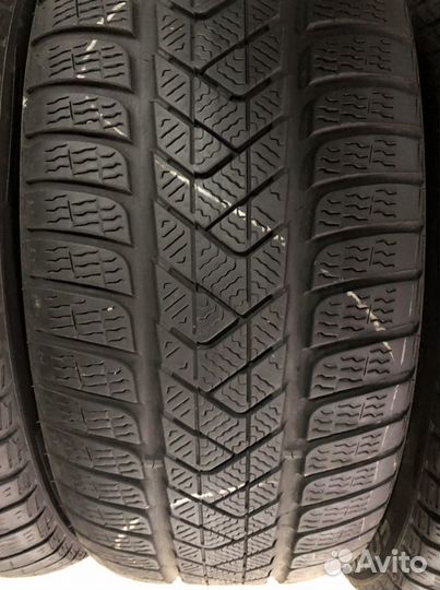 Pirelli Winter Sottozero 3 245/45 R18