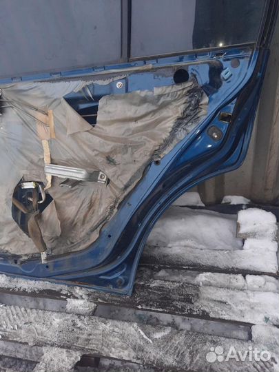 Дверь задняя правая Mitsubishi Galant 8 (EA) 1996
