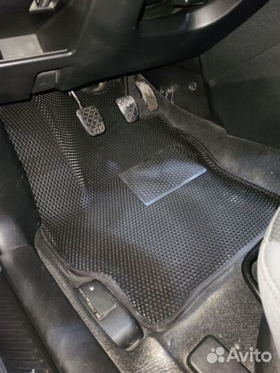 Эво коврики 3Д с бортиками Bisu