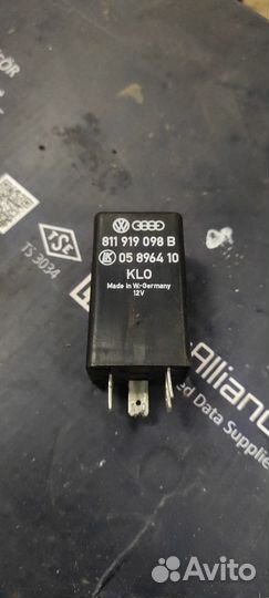 Реле 68 Ауди 80 Б3