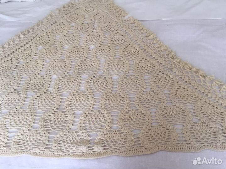 Шаль ручной работы