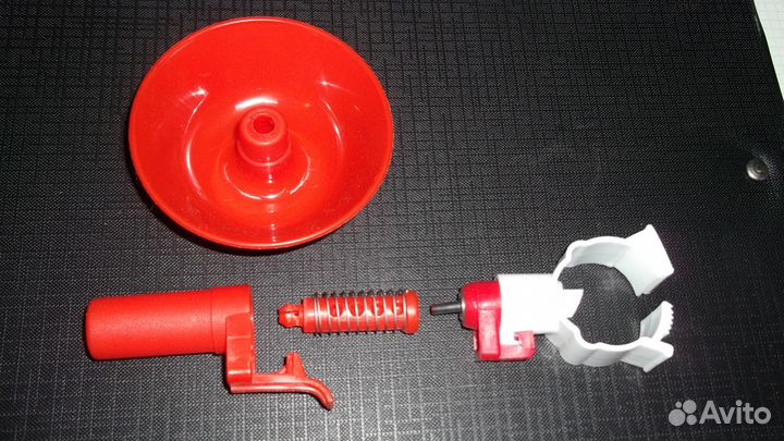 Поилка блюдечко для установки на круглую трубу