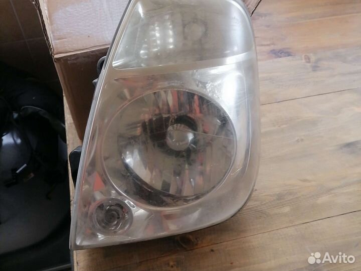 Фара на Киа бонго 3