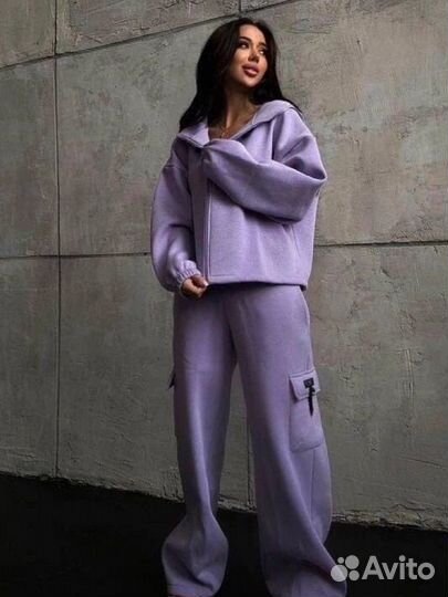 Костюм спортивный