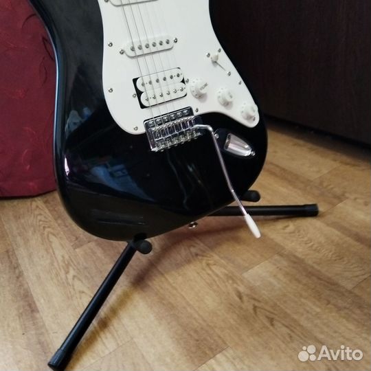 Электрогитара Fender Squier Stratocaster HSS