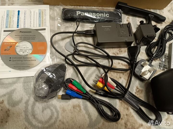 Новая Видеокамера Panasonic AG-HMC 41E